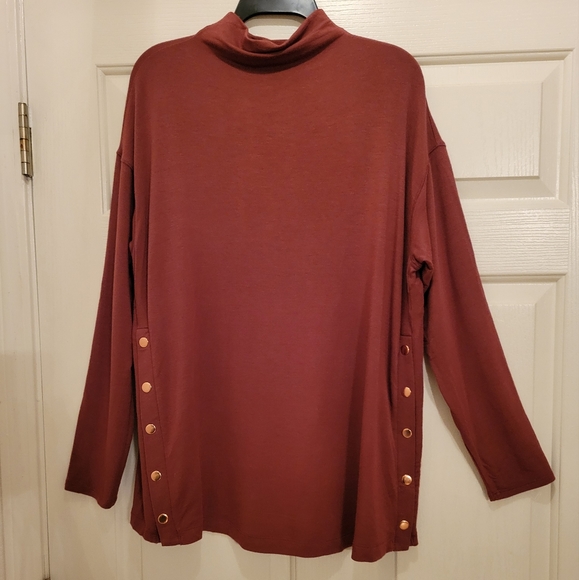 Isabel Maternity top - Picture 2 of 5